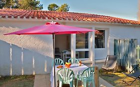 Holiday Home Hameau Océan - SHR100